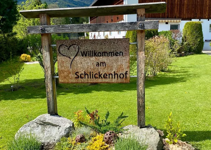 Schlickenhof Apartament *
